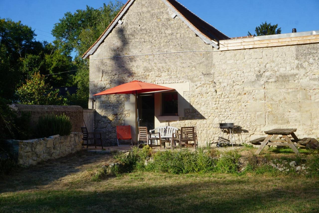 Le Gite De Moquesouris Nazelles-Negron Esterno foto